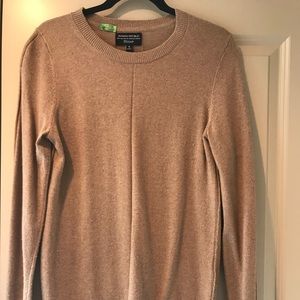 Banana Republic wool sweater in camel